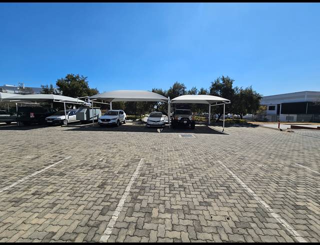 1,237M² WAREHOUSE TO LET IN LANSERIA